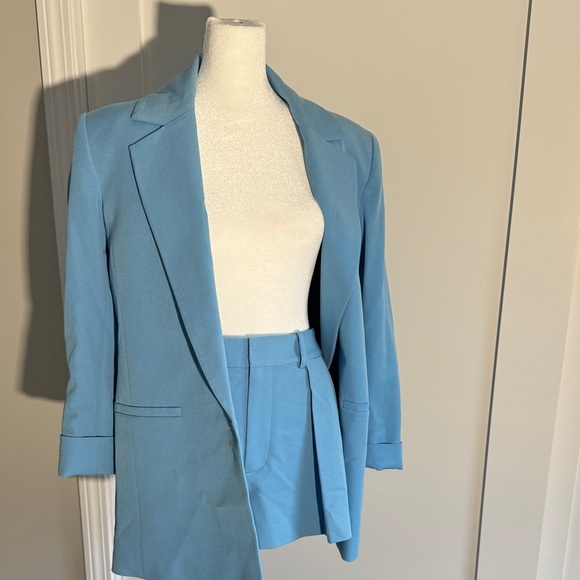 Alice + Olivia Sky Blue Blazer and Shorts Set - Picture 2 of 7